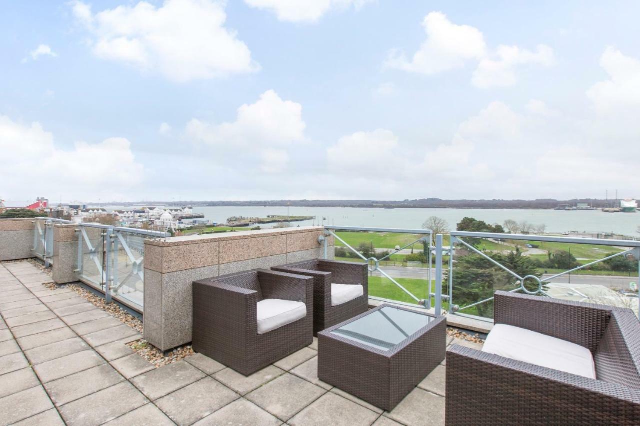Leonardo Royal Southampton Grand Harbour Ξενοδοχείο Εξωτερικό φωτογραφία
